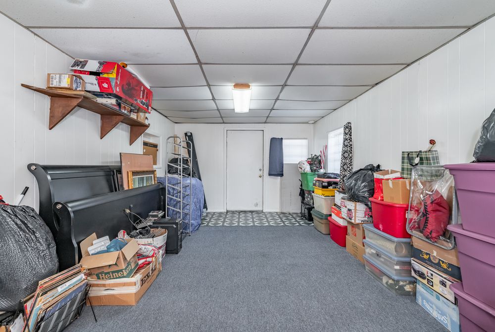 Auto Service Center For Sale: 2017 Hamburg Pike, Jeffersonville, IN 47130